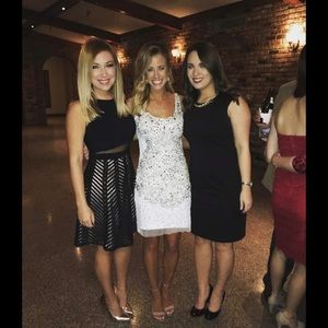 Adrianna Papell Bridal Beaded cocktail dress; GORGEOUS!; size 6, tailored to 2/4